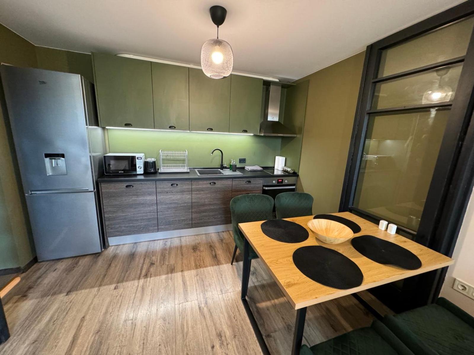 Lovely 1 Bedroom Apartment In The Heart Of Warna Exterior foto